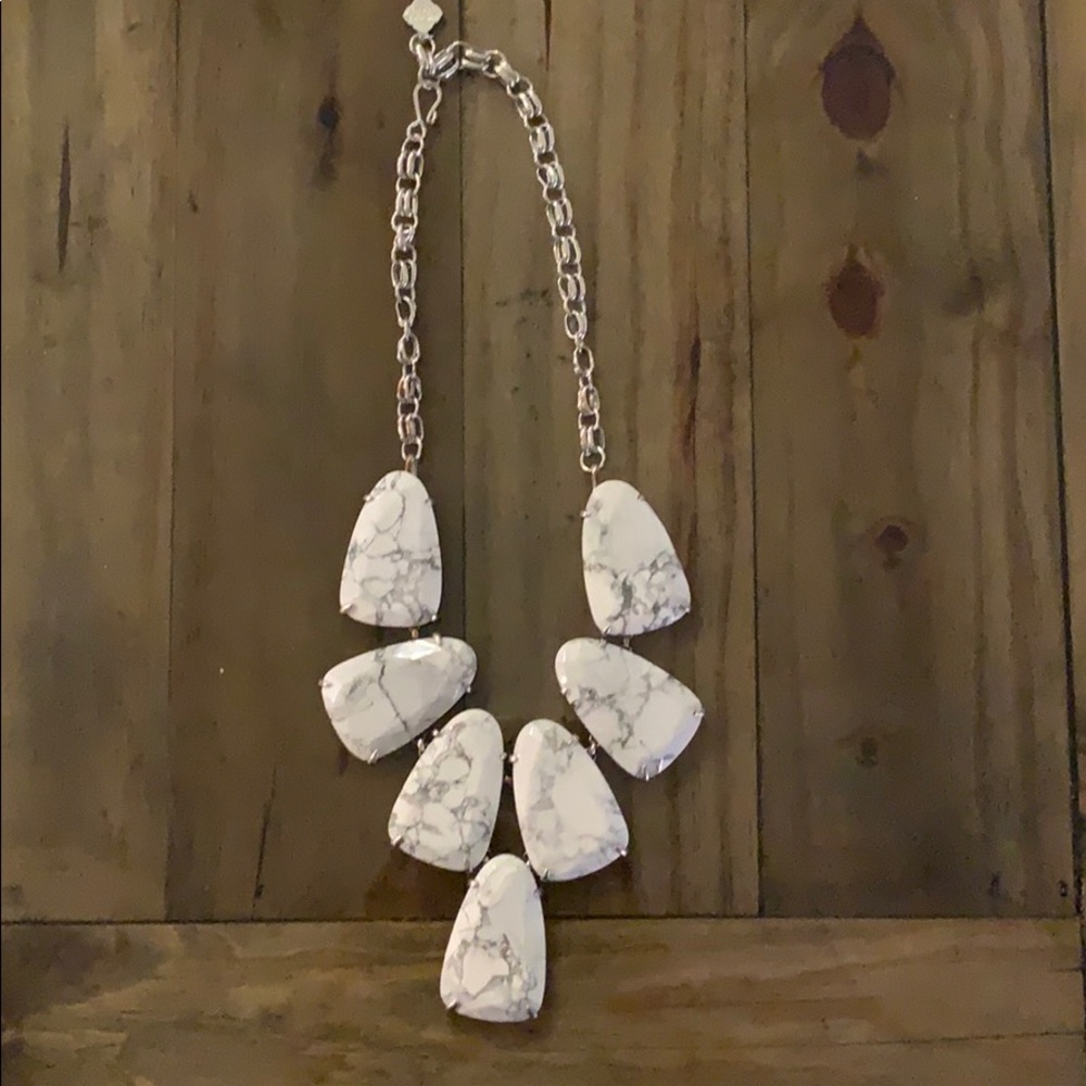 Kendra Scott Harlow necklace